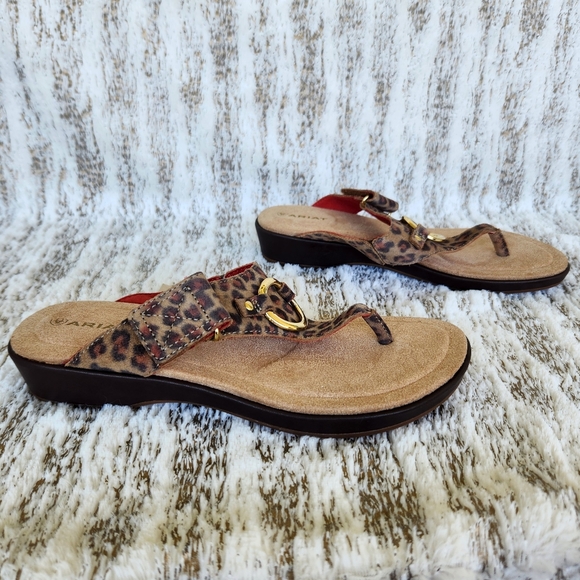 NWT Ariat "Poolside" Velcro Strap Leopard Print Thong Sandals | Women's Size 7B - Picture 8 of 11